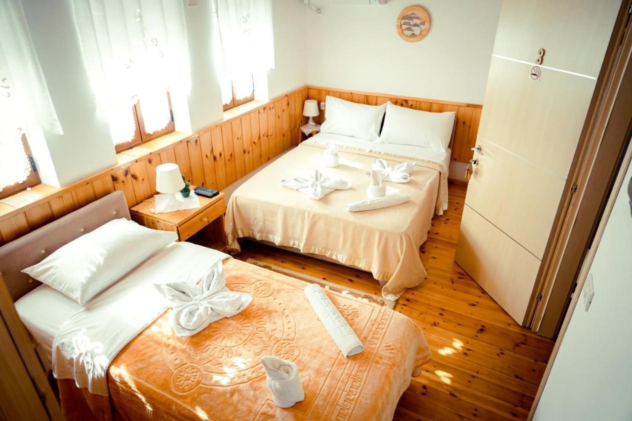 Hotel Domino Gjirokastër 外观 照片
