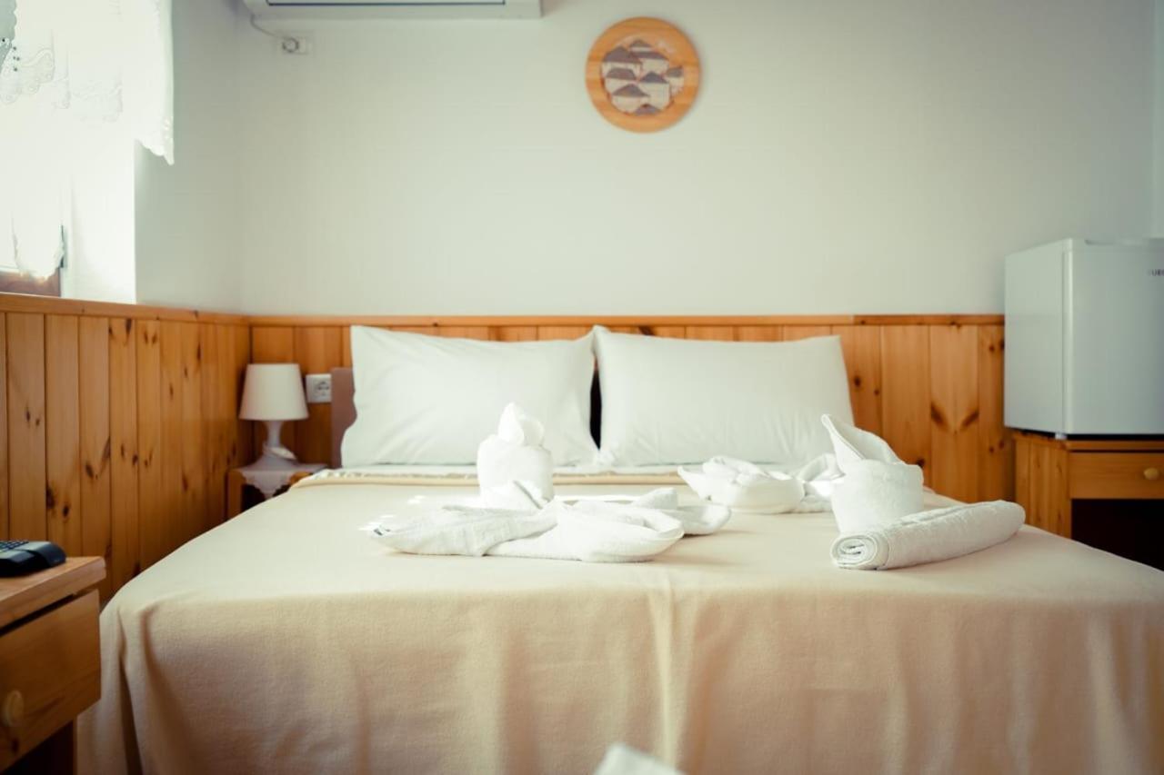 Hotel Domino Gjirokastër 外观 照片